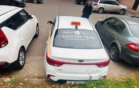 KIA Rio IV, 2018 год, 600 000 рублей, 4 фотография