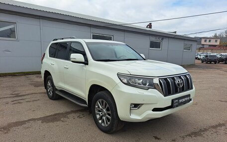 Toyota Land Cruiser Prado 150 рестайлинг 2, 2017 год, 5 500 000 рублей, 3 фотография