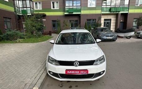 Volkswagen Jetta VI, 2012 год, 635 000 рублей, 1 фотография