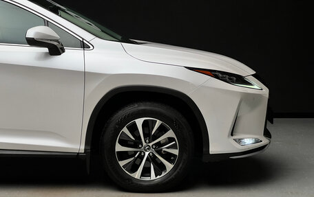 Lexus RX IV рестайлинг, 2020 год, 4 500 000 рублей, 7 фотография