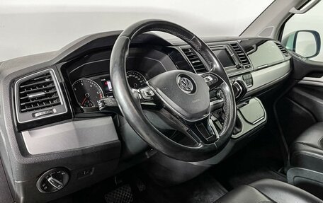 Volkswagen Multivan T6 рестайлинг, 2015 год, 3 377 000 рублей, 13 фотография