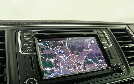 Volkswagen Multivan T6 рестайлинг, 2015 год, 3 377 000 рублей, 16 фотография