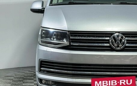 Volkswagen Multivan T6 рестайлинг, 2015 год, 3 377 000 рублей, 21 фотография