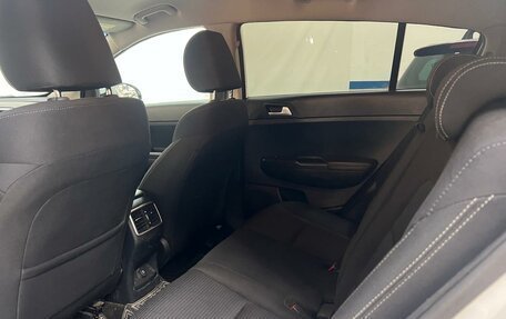 KIA Sportage IV рестайлинг, 2019 год, 1 520 000 рублей, 13 фотография