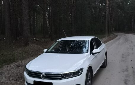 Volkswagen Passat B8 рестайлинг, 2016 год, 1 600 000 рублей, 1 фотография