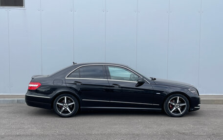 Mercedes-Benz E-Класс, 2010 год, 1 350 000 рублей, 5 фотография
