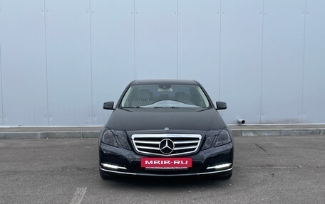 Mercedes-Benz E-Класс, 2010 год, 1 350 000 рублей, 2 фотография