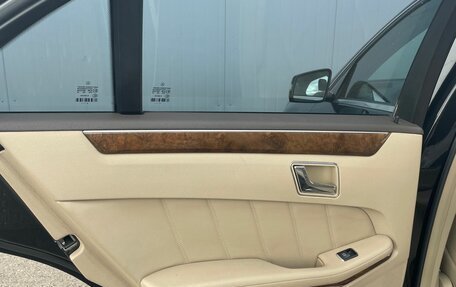 Mercedes-Benz E-Класс, 2010 год, 1 350 000 рублей, 15 фотография