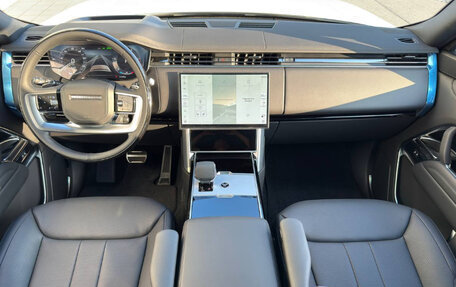 Land Rover Range Rover IV рестайлинг, 2025 год, 20 800 000 рублей, 3 фотография