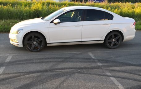 Volkswagen Passat B8 рестайлинг, 2016 год, 1 600 000 рублей, 5 фотография