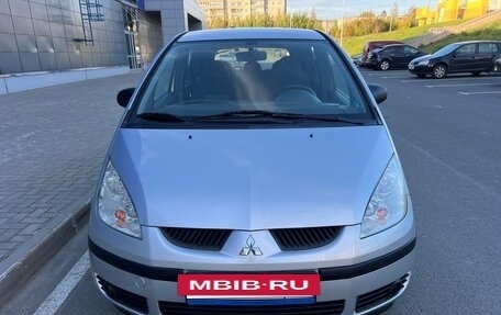 Mitsubishi Colt VI рестайлинг, 2006 год, 490 000 рублей, 2 фотография