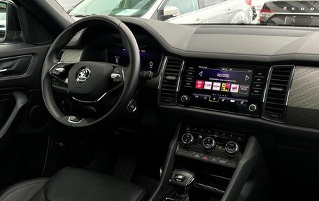 Skoda Kodiaq I, 2022 год, 3 490 700 рублей, 20 фотография
