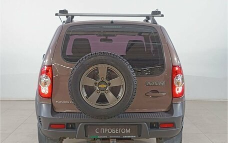 Chevrolet Niva I рестайлинг, 2016 год, 587 000 рублей, 6 фотография