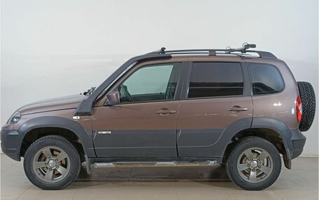 Chevrolet Niva I рестайлинг, 2016 год, 587 000 рублей, 4 фотография