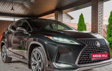Lexus RX IV рестайлинг, 2020 год, 5 000 000 рублей, 1 фотография
