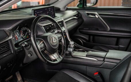 Lexus RX IV рестайлинг, 2020 год, 5 000 000 рублей, 10 фотография