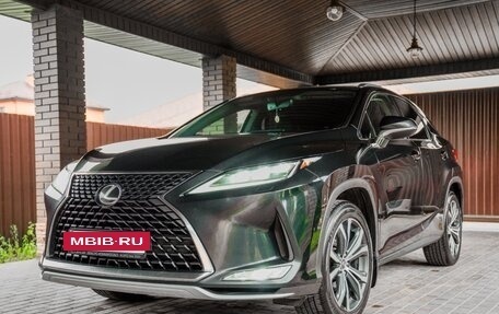 Lexus RX IV рестайлинг, 2020 год, 5 000 000 рублей, 2 фотография