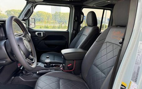 Jeep Wrangler, 2024 год, 8 245 000 рублей, 14 фотография