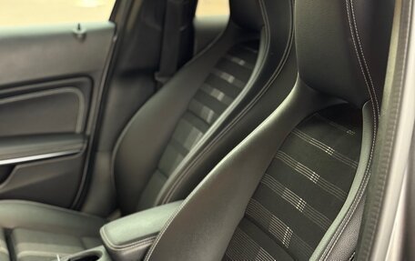 Mercedes-Benz GLA, 2019 год, 2 150 000 рублей, 18 фотография