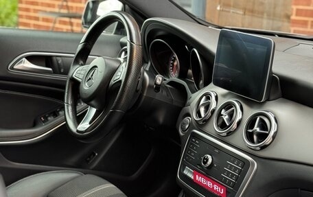 Mercedes-Benz GLA, 2019 год, 2 150 000 рублей, 15 фотография