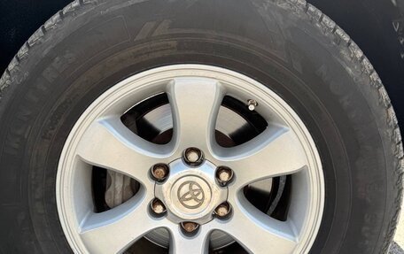 Toyota Land Cruiser Prado 120 рестайлинг, 2008 год, 1 900 000 рублей, 10 фотография