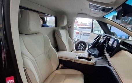 Lexus LM, 2025 год, 20 000 000 рублей, 5 фотография