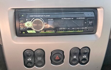 Renault Logan I, 2011 год, 420 000 рублей, 6 фотография