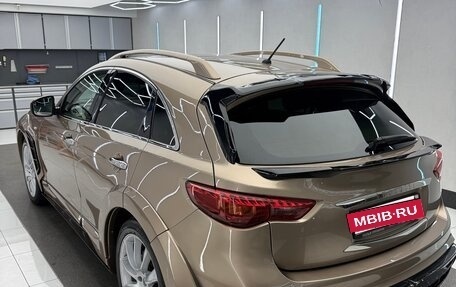 Infiniti QX70, 2015 год, 4 400 000 рублей, 6 фотография