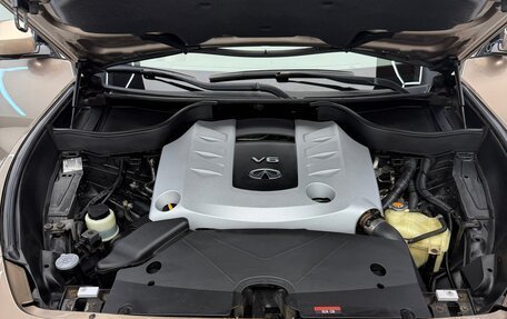 Infiniti QX70, 2015 год, 4 400 000 рублей, 31 фотография