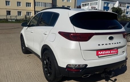 KIA Sportage IV рестайлинг, 2021 год, 2 320 000 рублей, 3 фотография