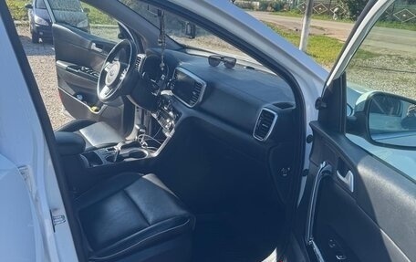 KIA Sportage IV рестайлинг, 2021 год, 2 320 000 рублей, 6 фотография