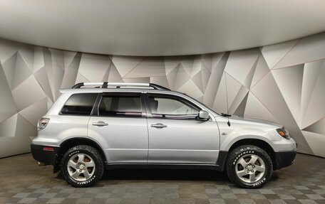 Mitsubishi Outlander III рестайлинг 3, 2003 год, 565 000 рублей, 6 фотография