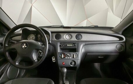 Mitsubishi Outlander III рестайлинг 3, 2003 год, 565 000 рублей, 11 фотография