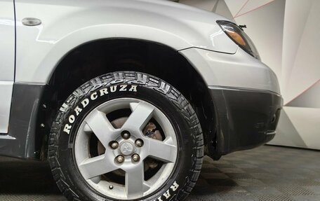 Mitsubishi Outlander III рестайлинг 3, 2003 год, 565 000 рублей, 17 фотография