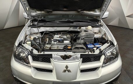 Mitsubishi Outlander III рестайлинг 3, 2003 год, 565 000 рублей, 18 фотография