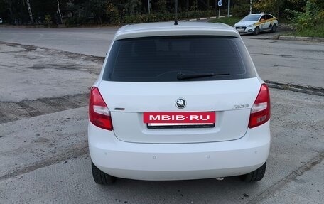 Skoda Fabia II, 2011 год, 850 000 рублей, 4 фотография