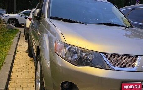 Mitsubishi Outlander III рестайлинг 3, 2008 год, 939 000 рублей, 2 фотография