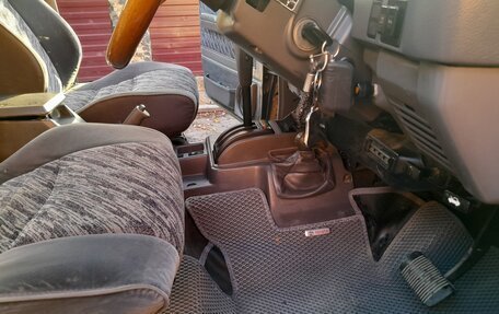 Toyota Land Cruiser Prado 70, 1994 год, 1 850 000 рублей, 9 фотография