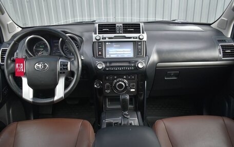 Toyota Land Cruiser Prado 150 рестайлинг 2, 2016 год, 3 949 999 рублей, 13 фотография