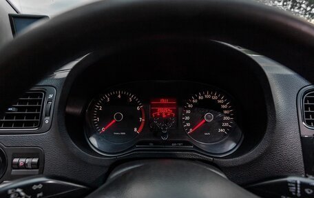 Volkswagen Polo VI (EU Market), 2011 год, 650 000 рублей, 15 фотография