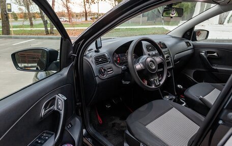Volkswagen Polo VI (EU Market), 2011 год, 650 000 рублей, 13 фотография