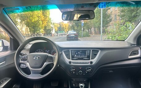 Hyundai Solaris II рестайлинг, 2020 год, 1 185 000 рублей, 10 фотография