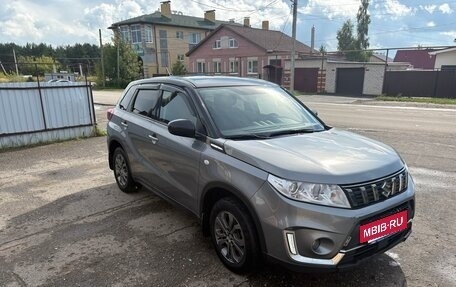 Suzuki Vitara II рестайлинг, 2021 год, 2 195 000 рублей, 2 фотография