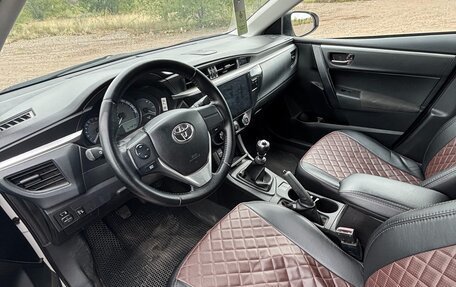 Toyota Corolla, 2013 год, 1 250 000 рублей, 6 фотография