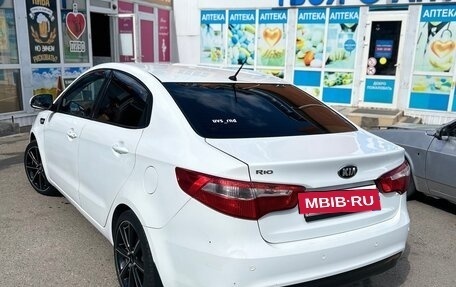 KIA Rio III рестайлинг, 2014 год, 730 000 рублей, 2 фотография