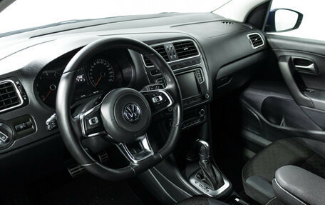 Volkswagen Polo VI (EU Market), 2018 год, 1 199 777 рублей, 11 фотография