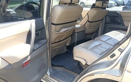 Mitsubishi Pajero III рестайлинг, 2001 год, 850 000 рублей, 11 фотография