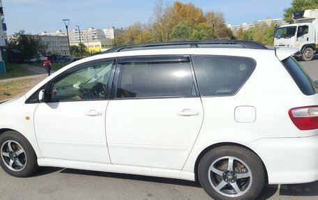 Toyota Ipsum II, 2004 год, 800 000 рублей, 4 фотография