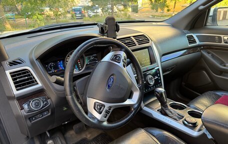 Ford Explorer VI, 2012 год, 1 550 000 рублей, 7 фотография
