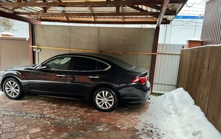 Infiniti Q70 I, 2016 год, 2 500 000 рублей, 1 фотография
